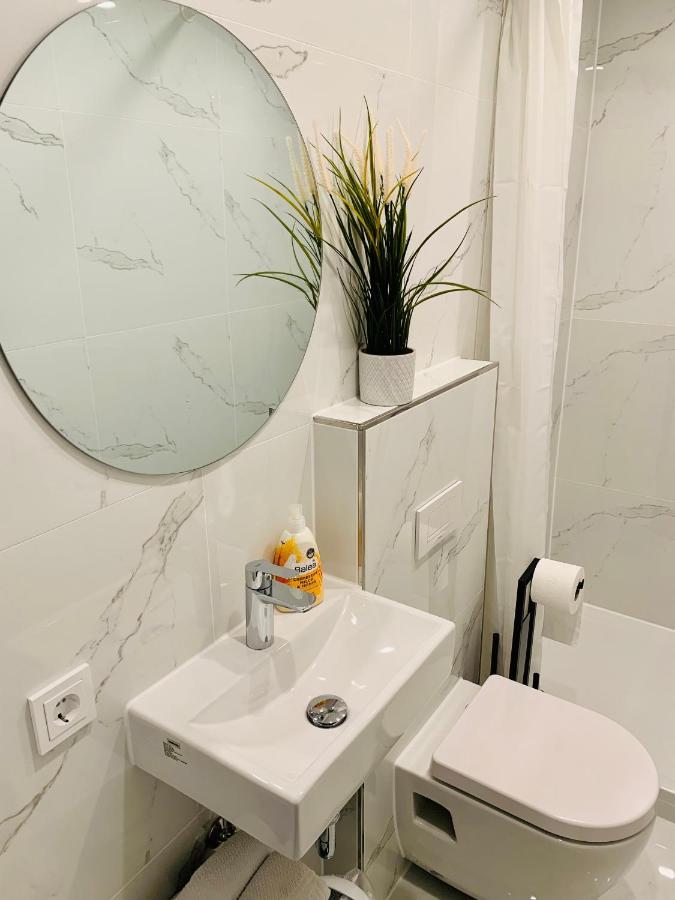 Gaestehaus Zur Uni Klinik Exklusives Apartment Mit Kueche Und Badezimmer Χόμπουργκ Εξωτερικό φωτογραφία